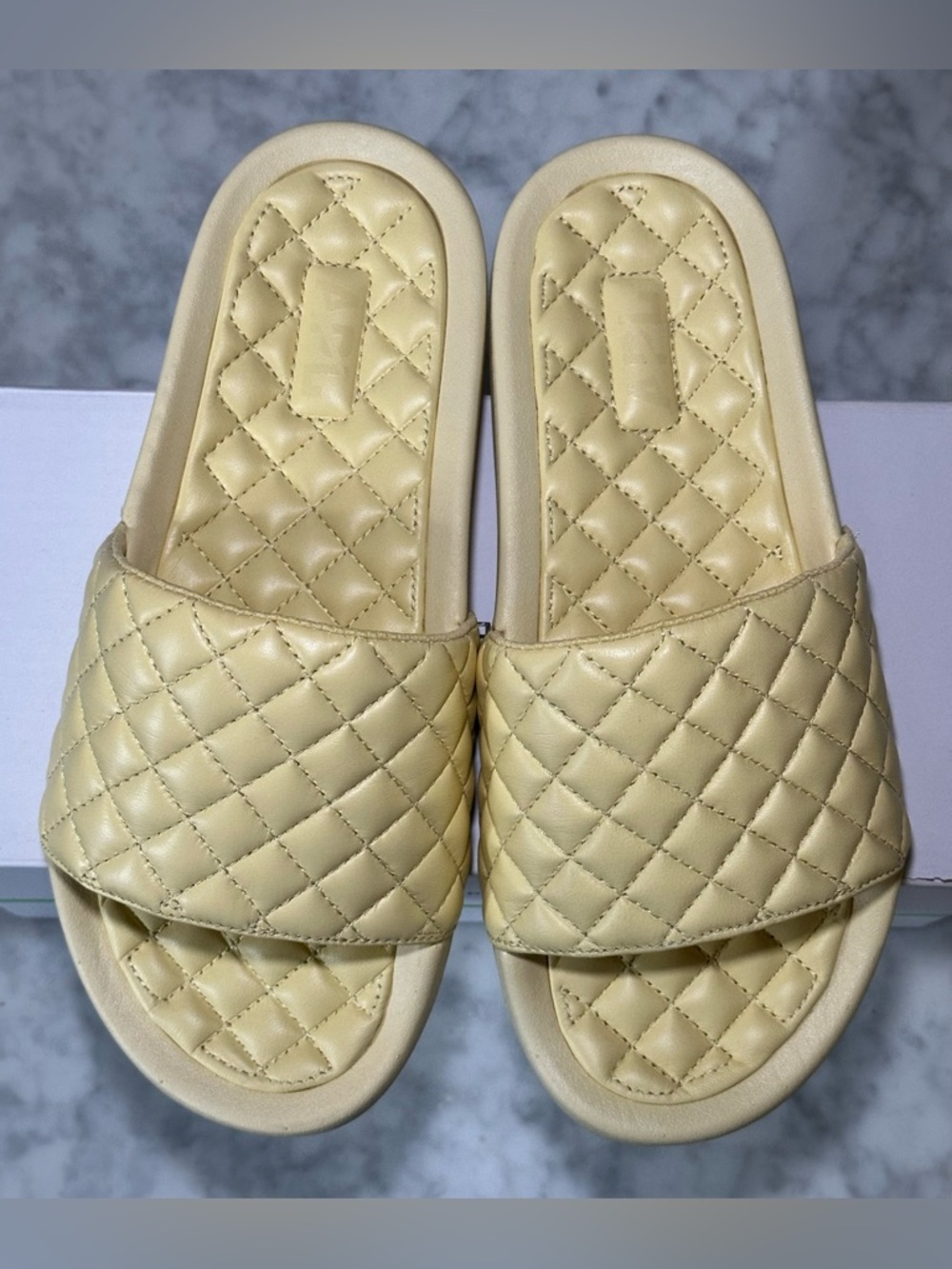 APL Lusso Leather Slide Lemon Zest Quilted Sandals NWT Size 7 MSRP $195